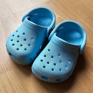 LIKE NEW! Crocs Slip-On Shoes - Arctic (Light Blue) - Toddler Size C4